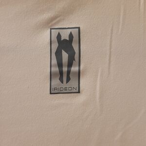 NWT Irideon Beige Thermalux Equestrian Turtle Neck